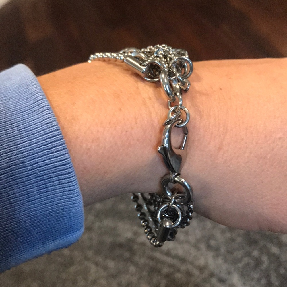 Multiple chain bracelet - Picture 4 of 5